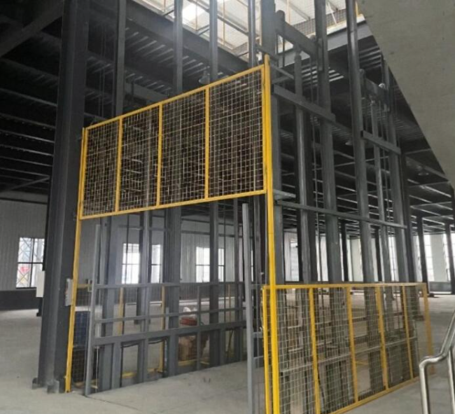 瓮安请详细介绍一下货梯安装在室外的维护方法